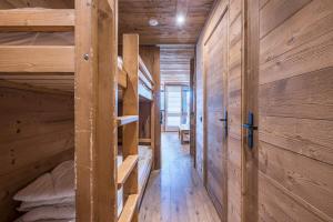 APT centre station vue sur les pistes de Val Thorens 6p