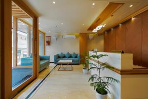 Veritas - Essence of Kashi