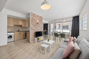 Giorgio Downtown 2 Bedroom Apartment