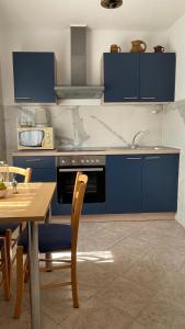 Apartment Zdravka Two Balconies Slatine