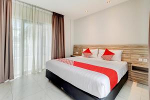 OYO 94728 Isleep Ciwalk