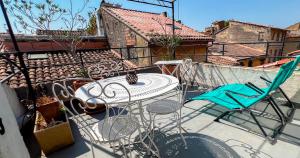 Une Terrasse sur Avignon