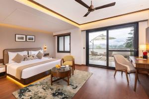 juSTa Hollow Oak, Mussoorie