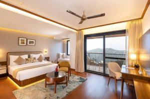 juSTa Hollow Oak, Mussoorie