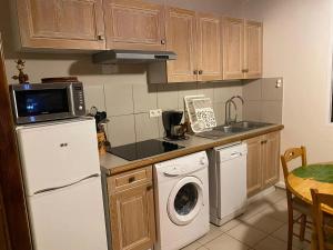 Appartement cosy avec vue sur remparts à Aigues-Mortes