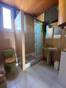 Appartement cosy avec vue sur remparts à Aigues-Mortes