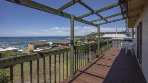Summer House On Kurrawa - stunning beach views