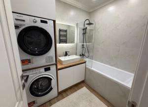AVENUE APARTMENTS-Volare