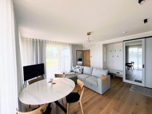 Rääma 7D-2 suure rõduga kahetoaline külaliskorter Pärnu jõe ääres