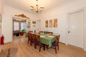 The Heaven on Heritage Street