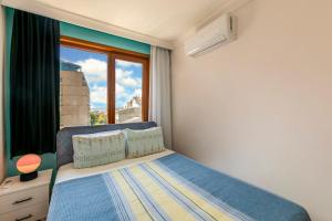 Golden Horn Hidden Haven