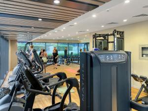 FIRST CLASS 1BR Chic Retreat in Business Bay