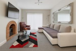 Stunning Holiday Home. Free Parking.