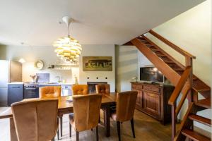 Villa With Heated Pool In Toscana