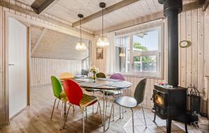 Amazing Home In Hemmet With Wifi