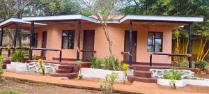 Africa Sky Lodge, Bar and Restaurant