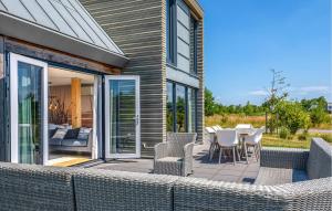 4 Bedroom Stunning Home In Kamperland