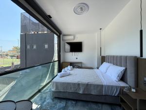 Sea View Serenity Βeachfront & Pool 109