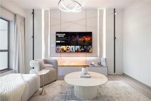 Luxe 3BR in JBR l Dubai Eye & Marina Walk