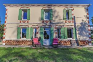 Traditional Home In The Heart Of Trensacq Forest