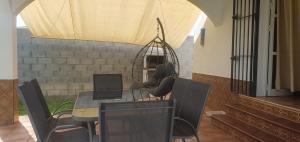 Casa con jardin privado en primera linea de playa