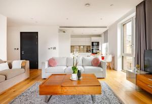 Buckingham Charm Apartment