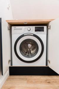 City Old Town View Apartment by BookingHost