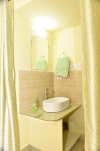 Skylark Homestay Panchalimedu