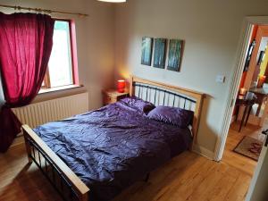 Cozy 2 bedroom House, Castlebar Town, near to Westport, Achill & Clifden