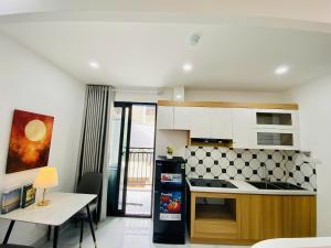 25 House 298 Ngoc Lam - Long Bien bridge