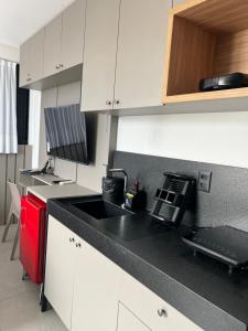 Flat na beira mar do Bessa - 50m da praia e lazer na cobertura