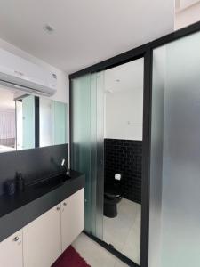 Flat na beira mar do Bessa - 50m da praia e lazer na cobertura