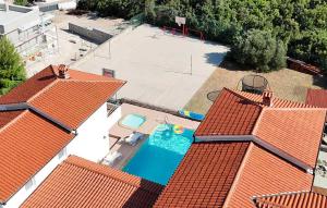 2 Bedroom Amazing Apartment In Labin