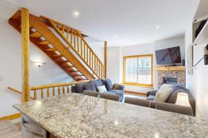 Cedar Lodge Escape at Whitetail townhomes