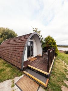 The Golden Ball Hotel Pods