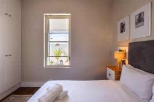 Spacious and Stylish Observatory Gem Garden and Parking