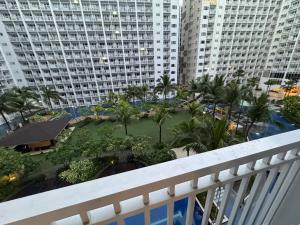 Shore Residences near Airport Blueberry Room 2 Beds Pool View by Prime Stay Room 628