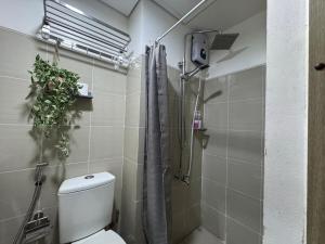 Shore Residences near Airport Blueberry Room 2 Beds Pool View by Prime Stay Room 628