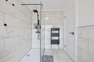 Modern City Apartment in London