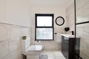 Modern City Apartment in London