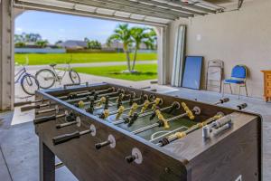 Sun, Fun & Relaxation Await with Heated Pool, Lanai & Spacious Comfort - K La Vie - Roelens