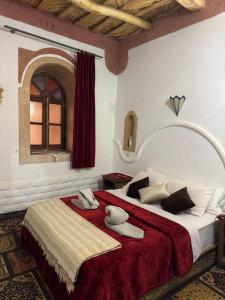 Tafsut dades guesthouse stay with locals