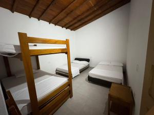 Finca, piscina y sin limite de sonido en Sopetran