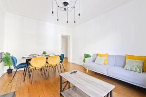 Luxurious 2 Bedroom Apartment Nation Free Netflix