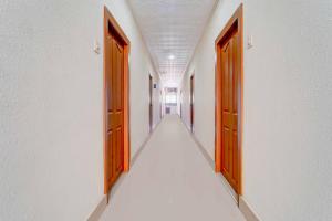 Hotel O Market Road Ernakulam