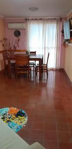 Dpto totalmente amueblado en pleno centro