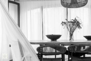 Villa Mikoli by Abahana Villas