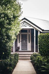 Ravenburn Estate - High Country Getaway with Pool