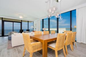 Phoenix Gulf Shores II 2001 condo