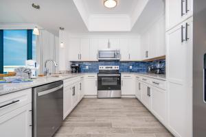 Phoenix Gulf Shores II 2001 condo